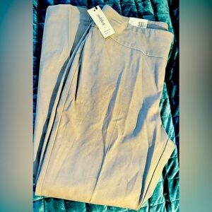 NWT Women’s Crown & Ivy Ashley pull On Gray Pants Size 10 Short Orig $59 26.5ins